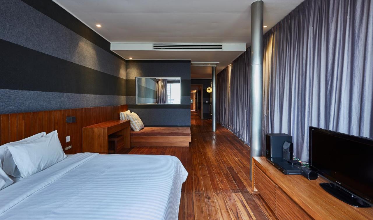 Luxx Langsuan Hotel - Sha Plus Бангкок Экстерьер фото
