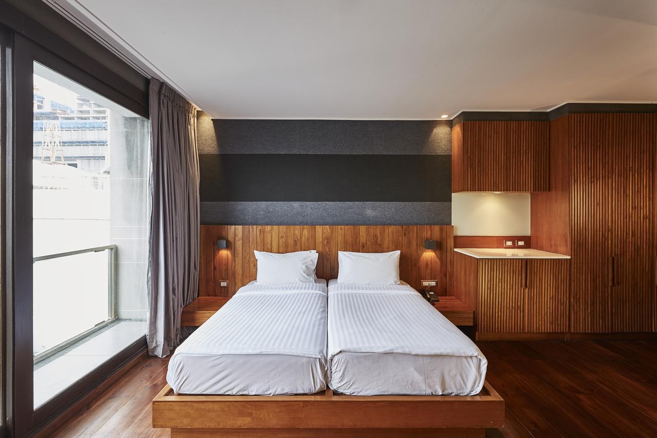 Luxx Langsuan Hotel - Sha Plus Бангкок Экстерьер фото