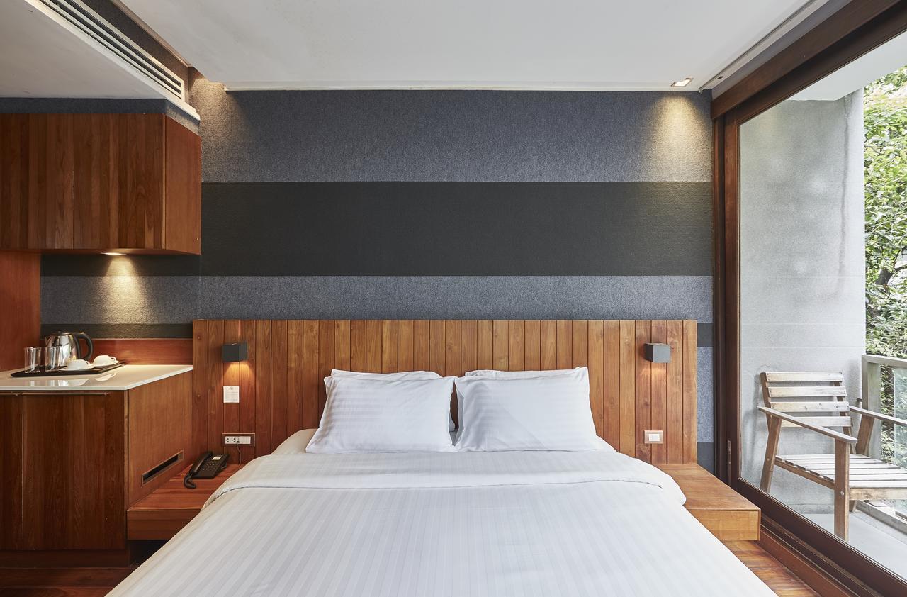 Luxx Langsuan Hotel - Sha Plus Бангкок Экстерьер фото